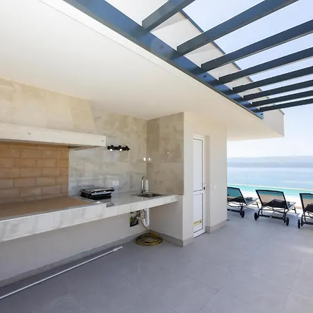 2 Bedroom Lovely In Appartement *